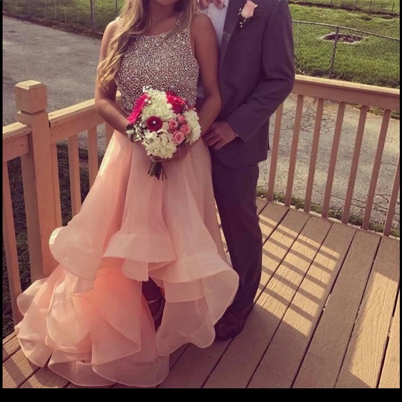 Prom dress - Picture 2 of 2